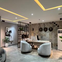 Zero Degrees Hotel