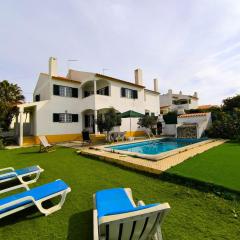 Casa Jagoza Ericeira with pool and garden
