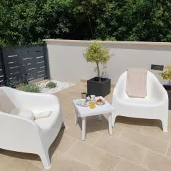 Apartments Oleander Lovrečica-residence with pool