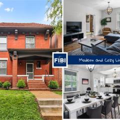 Hartford Stylish 5BR Near Downtown With Private Backyard