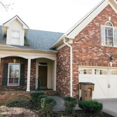 Sprawling Sylvan Park Estate