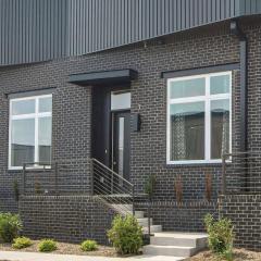 Two Large Nashville Homes Minutes to Downtown