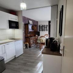 Résidence Skival - APPARTEMENT 2 PIECES ALPE D'HUEZ QUARTIER DE L'ECLOSE MAE-3421