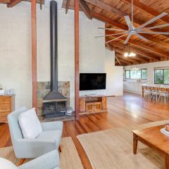 Buderim Lodge - Family Fun in Heart of Sunshine Coast With Pool & Separate Studio