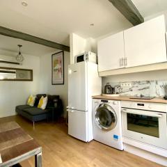 The cozy! Air-conditioned city centre with one bedroom