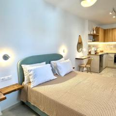 Luaz Naxian living