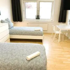 Business & Handwerker Unterkunft - Zentral & Praktisch