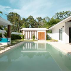 Samui Paradise Poolside Villa by Sea N' Rent