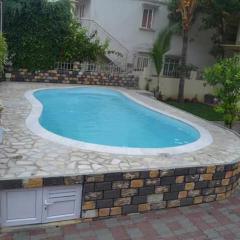 Rs villa 3 share apartment with private room 100mts to the beach and bus stop