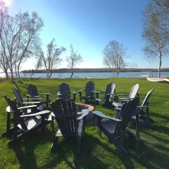 Summerside Cape on Crooked Lake ---Waterfront-Sunsets-Sleeps 12