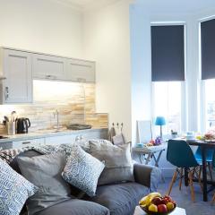 Seascape - Fantastic Location With Sea Views!