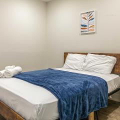 4bedrm4bath-backyardwifi-wdcoffeeparking