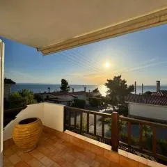 Seafront Private Apartment