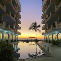 Ocean Front- Marina View- Tiara Sands Resort, Sleeps 4