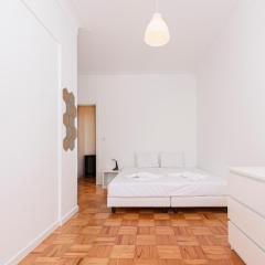 HOUZE_4 room flat in Lisbon Centre near Zoo