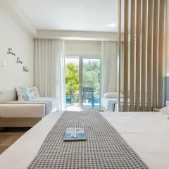 Akti Liakada Hotel