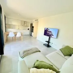 New and bright apartment, 2min from the beach