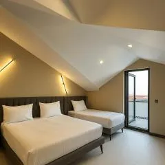 Park Hotel & Private Transportation İstanbul Airport-By Loft