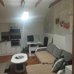 Apartmani Marić