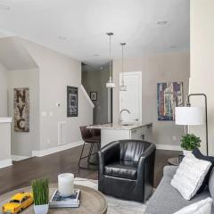 BRAND NEW Side by Side Homes - Sleeps 24 Guests