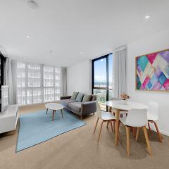 1BR PVTE Apt Casino Beach & Dining in Broadbeach