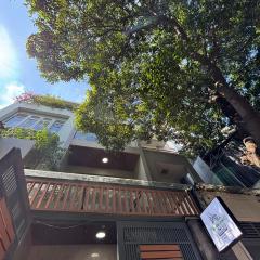 SQUIRRELHOME District8