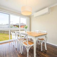 Sydney Moorebank 4 bed house close Liverpool