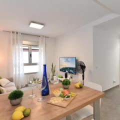 El Corazon en el Puerto by VillaGranCanaria