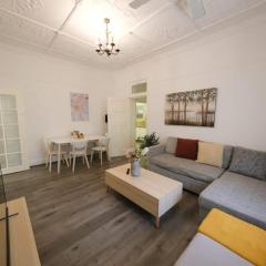 Entire 3 bedroom guest suite in Burwood