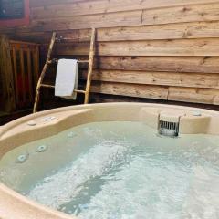 Smoky Mountain Cabin with HOTTUB