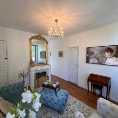 La Cour des Murmures - Logis central d'exception -