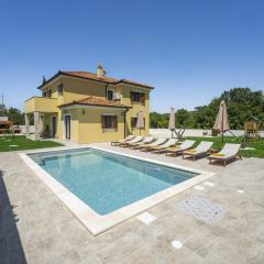 Beautiful Villa Rustica with pool