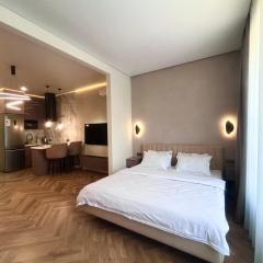 Meridian 151 Residence & drinking water as a gift