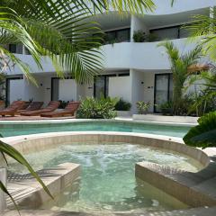 Your Ideal Retreat GF Oasis with Pool Access for 3