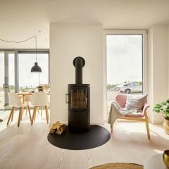 Villa White I