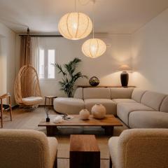 Naxian Nest Penthouse 3BR Apart - Walk to Beach