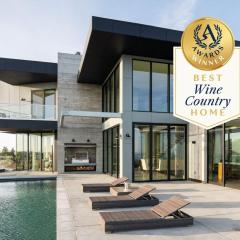 Belleza by AvantStay Hilltop Mansion w Pool Panoramic Views Ultra Modern Interior