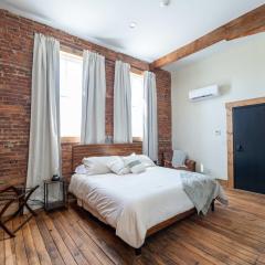 ADA Suite - Room 6