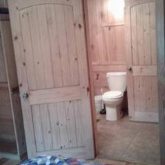 Five Points Lake Hamilton Cabin E