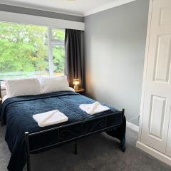 1 Bed Central Flat in Southampton - Up to 3 Guests