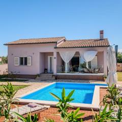 Two-Bedroom Holiday Home In Vodnjan