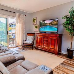1 BR with amazing pool and courtyard views 5208