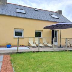 Holiday Home in Telgruc-sur-Mer by Sandy Beach