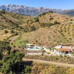 Lovely Home In Sedella With Wifi
