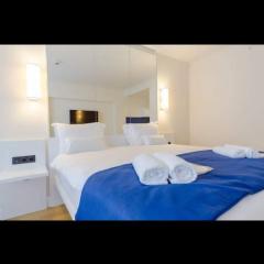 Apartments with sea view