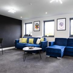 Superior 1-Bed Apartment with 2 Sofa Beds Sleeps 6