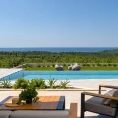Design Villa Diagonal - Tranquil sea view escape