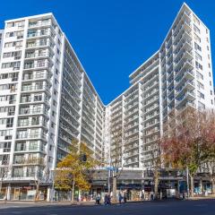 Auckland City Center Apartment