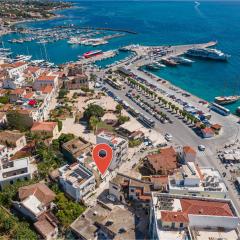 gdk house in the heart of Aegina