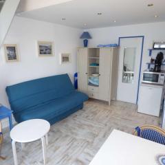 Rare à la location, pieds dans l' eau, pleine vue mer, wifi ...